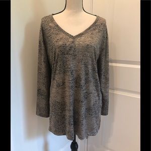 Nally & Millie Silver/Gold V Neck Tunic